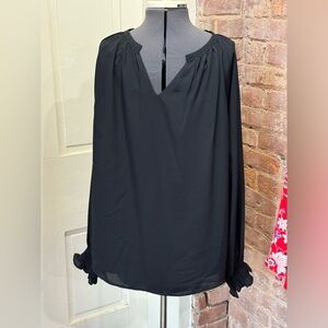 Women’s V-Neck Long Sleeve Lined Top